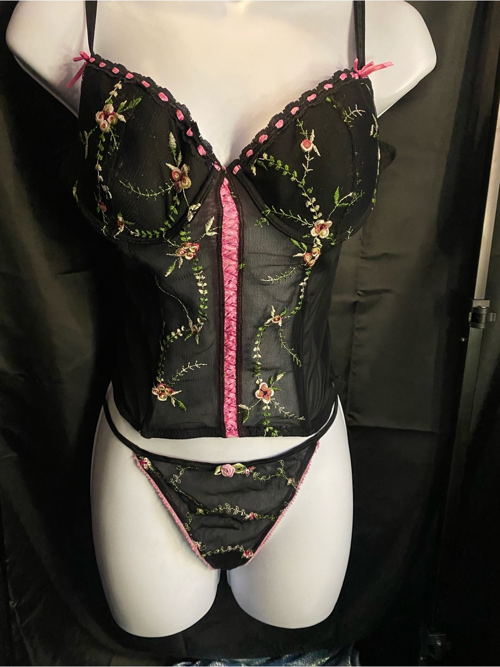 Jolie Intimates vintage-style bustier and matching thong